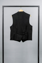 Lade das Bild in den Galerie-Viewer, Gilet Konstantin
