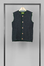 Lade das Bild in den Galerie-Viewer, Strickgilet Kare
